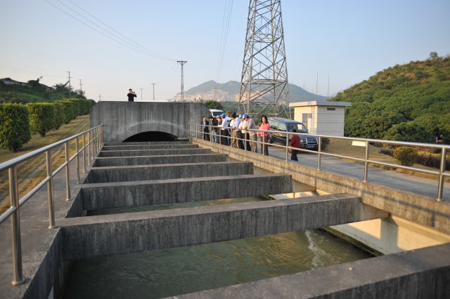 Photo 19 - The open channel emerged from the Shi Shan Tunnel.