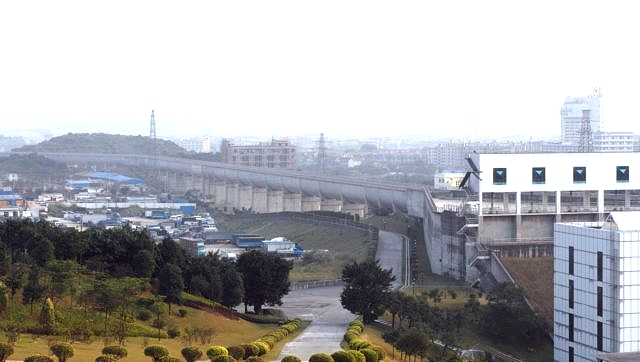 Photo 16 - Dongshen Water Supply Improvement Works Exhibition Centre - Group photo