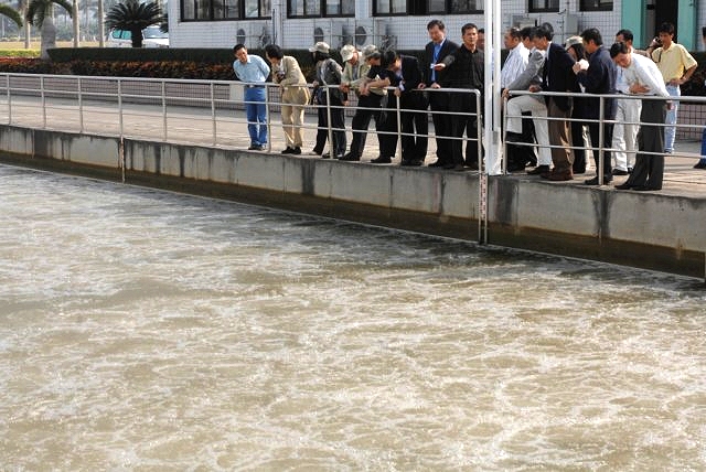 Photo 25 - Shenzhen Reservoir Bio - nitrification Plant - The Bio - nitrification tank