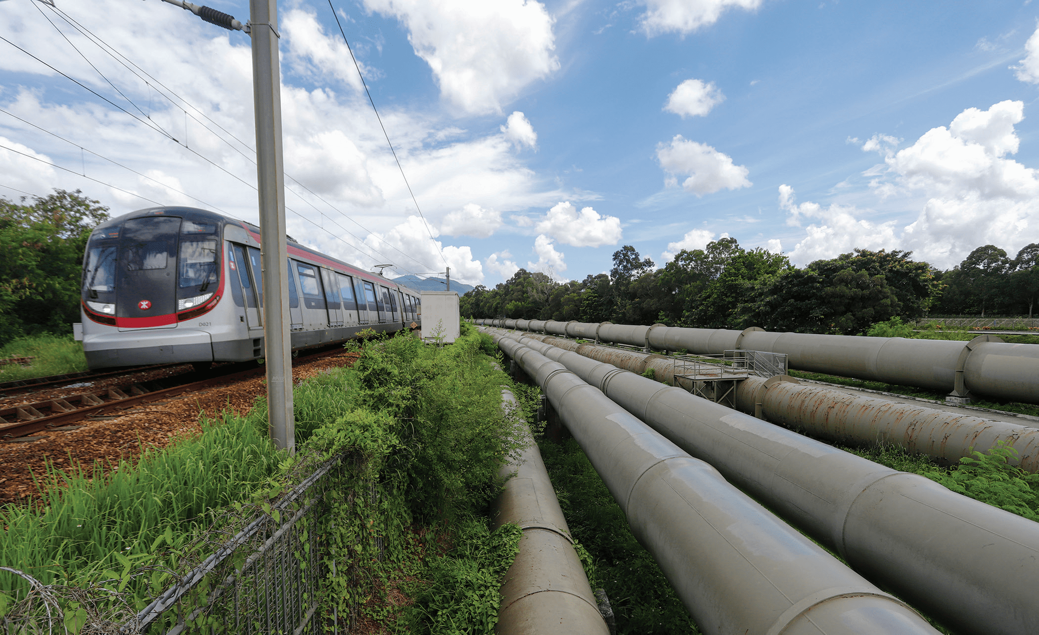 The raw water is transferred from the MWRWPS to downstream water treatment works and impounding reservoirs via pipelines. These pipelines, over two metres in diameter, are of a rarely seen above-ground type.