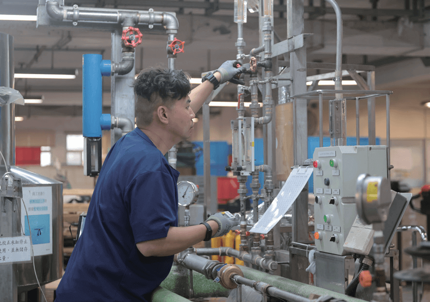 New water meters are sample-tested for accuracy in the Metershop