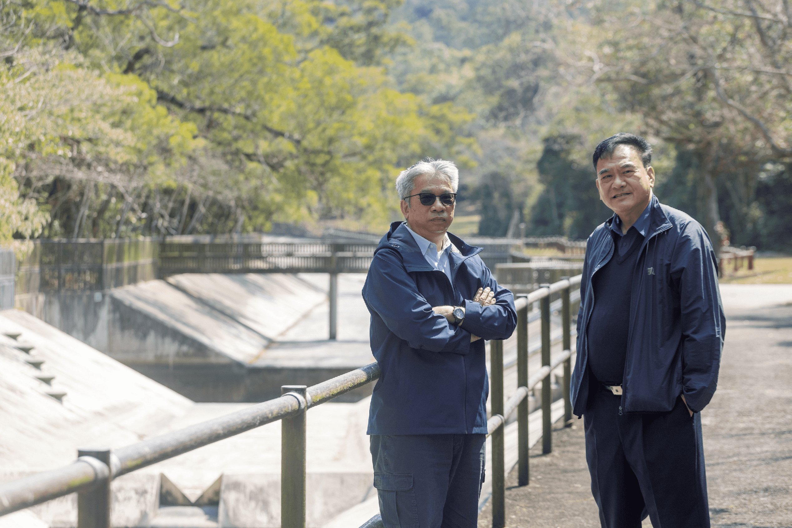 Retired Senior Engineer, Ir TANG Hon-yin (left) and retired Chief Technical Officer, TSE Wan-lung (right), have both been responsible for the operation and maintenance of waterworks in different regional offices and have previously experienced numerous storms