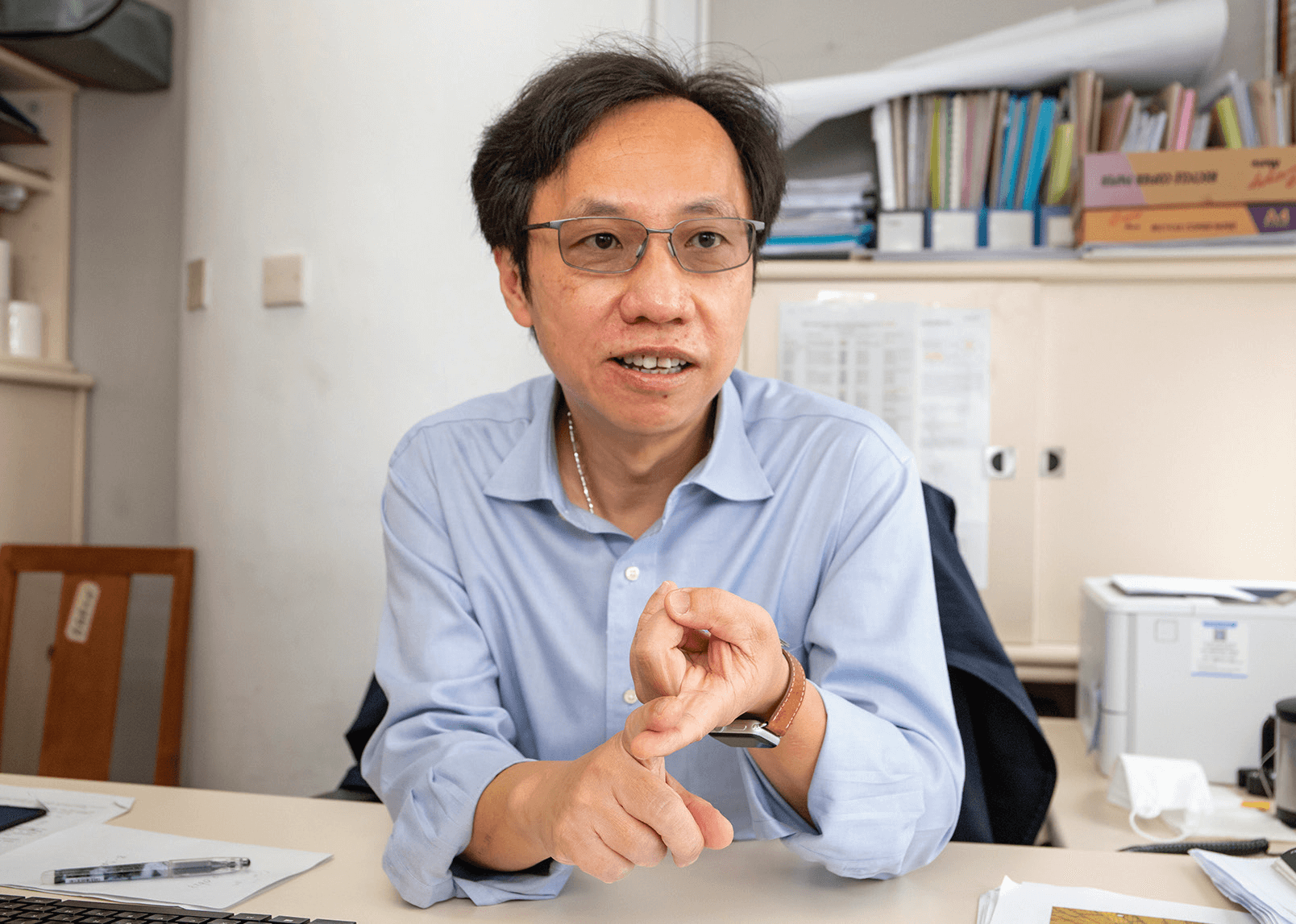 Ir TSE Ming-por, Senior Engineer in charge of Customer Services, says that any publicity about water testing in private buildings must strike a balance between public health safety and property owners’ privacy.