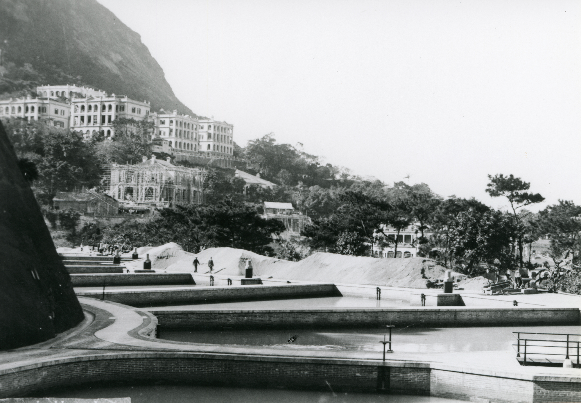 Albany Filter Beds (reproduced by permission of the Government of the HKSAR from the collection of the Hong Kong Museum of History)