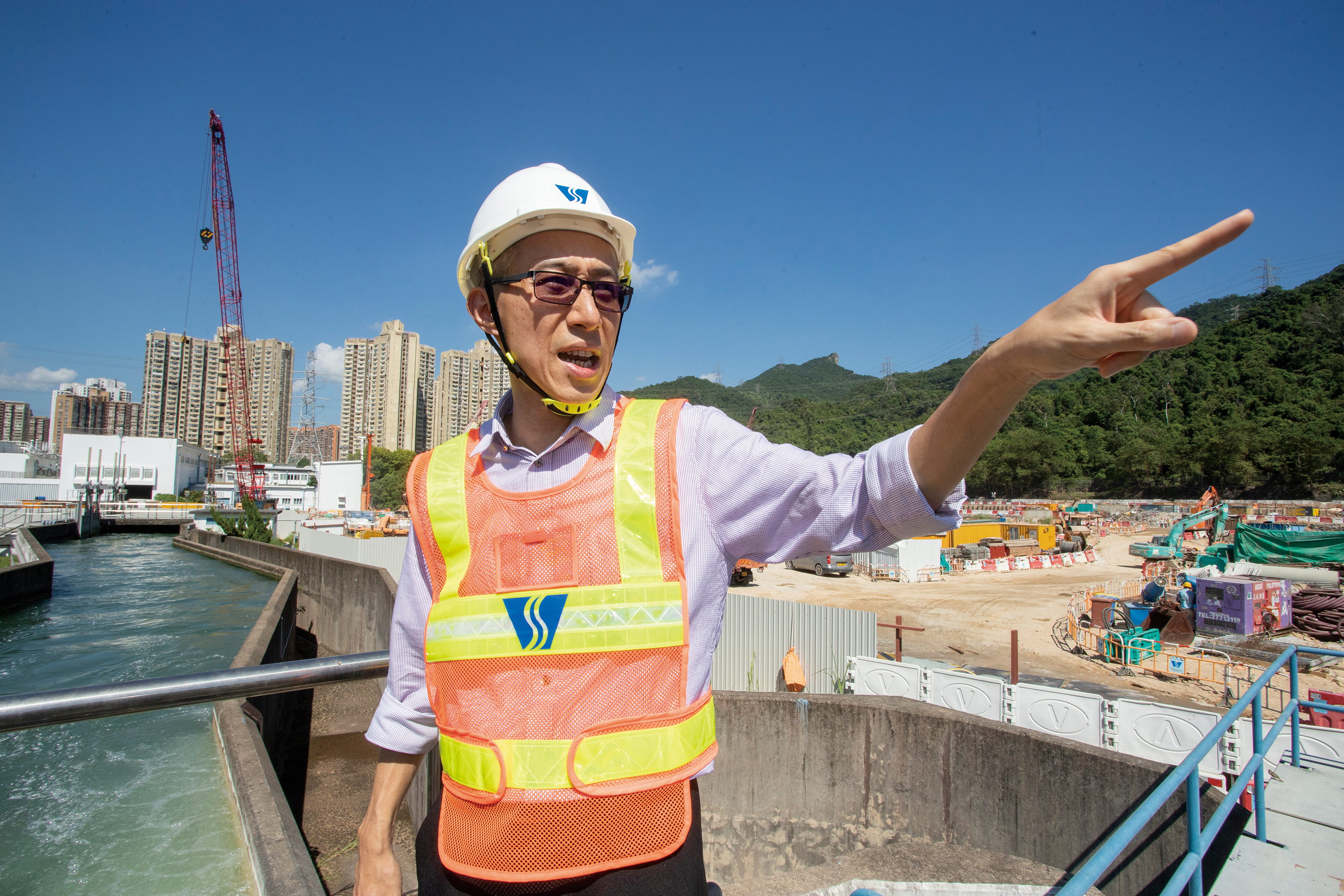 Senior Engineer of the New Works Branch, Ir Horace NG Chou-keen, shares how he overcame the issues and challenges of reprovisioning the water treatment works on its original site