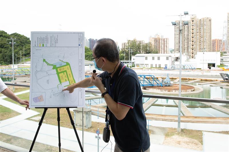 WSD staff introduced the in-situ reprovisioning of the Sha Tin Water Treatment Works – South Works to the STDC members.